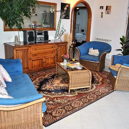 Carine Villa Gaeta